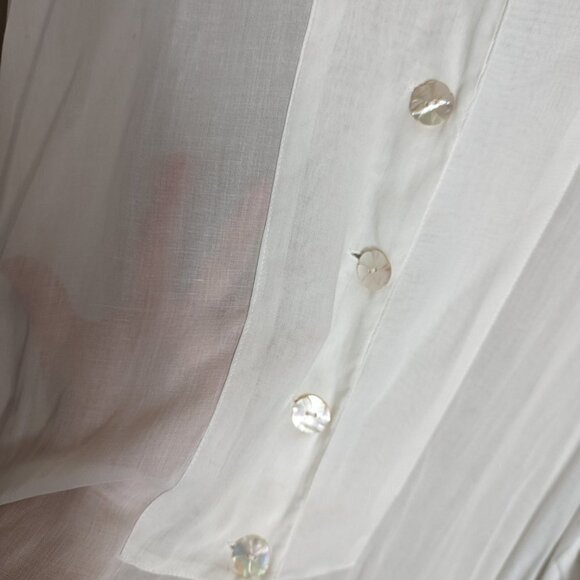 Vintage Nomadic Traders Cottage Core Rayon Semi-Sheer Abalone Button Top - Picture 5 of 8